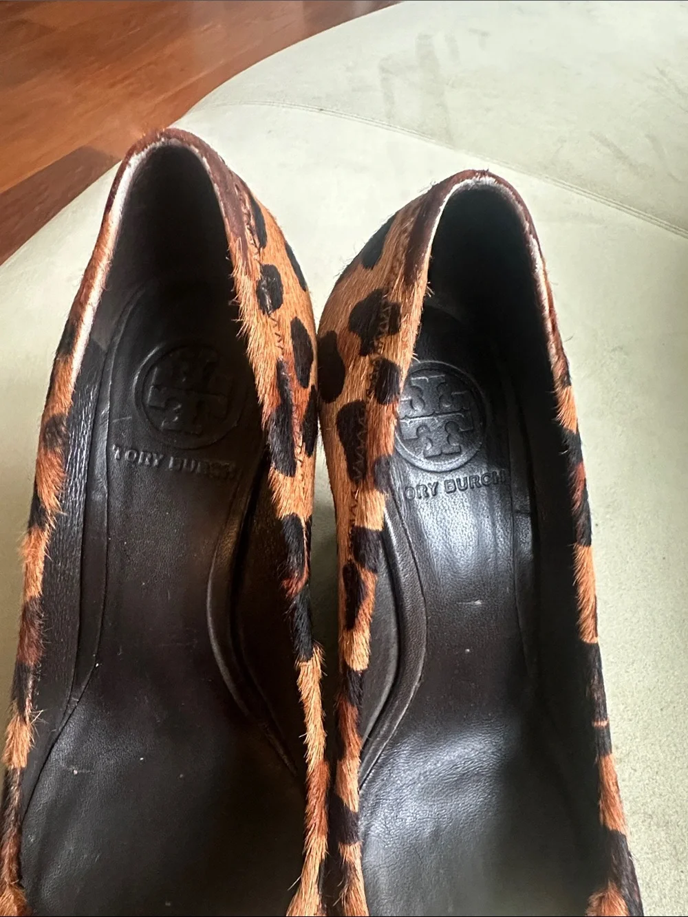 Tory Burch Leopard Pony Hair Logo Ballet Flats - Brown/Black